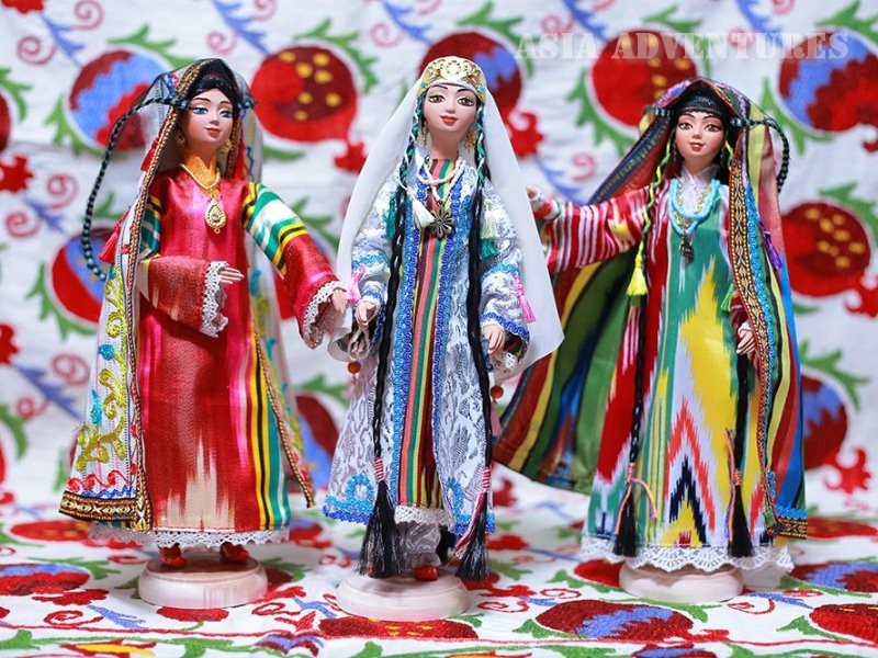 «Народы России» коллекция разборных кукол в национальных костюмах высотой 15 см
