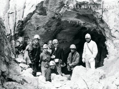 The caves of Khodja-Mumin salt dome