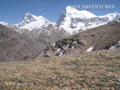 K.Marks Peak (in the left) and F.Engels Peak, view from the north-west