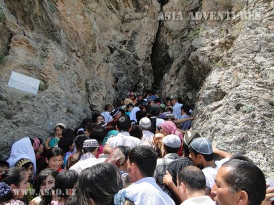 Hozrat-Daud cave